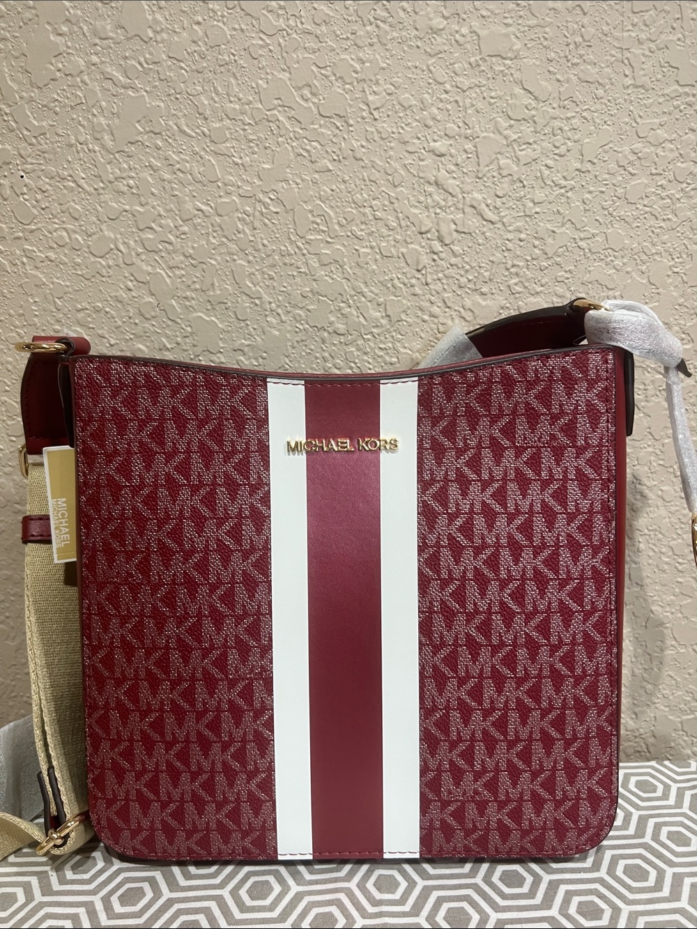 Michael Kors Cherry SM NS XBODY jet set travel